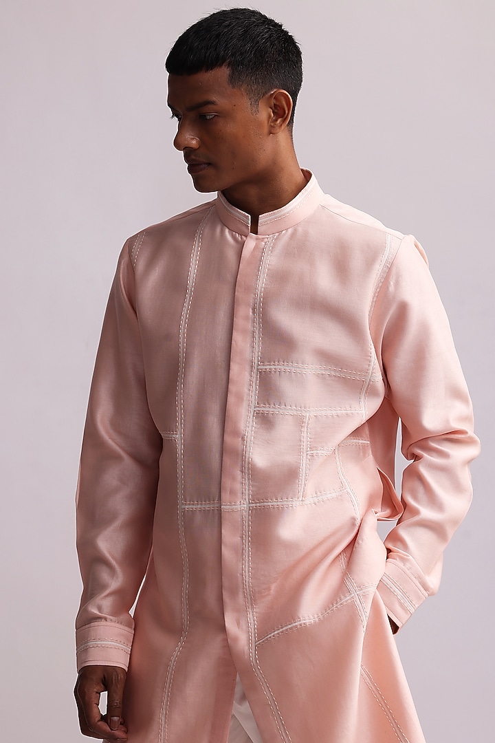 Old Rose Pink Chanderi Patched Embroidered Kurta Set by Countrymade at Pernia's Pop Up Shop