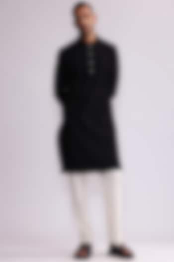 Black Chanderi Embroidered Pintucks Kurta Set by Countrymade at Pernia's Pop Up Shop