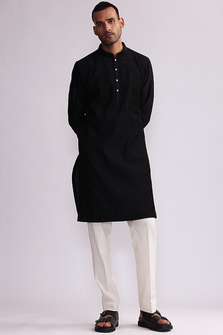 Black Chanderi Embroidered Pintucks Kurta Set by Countrymade at Pernia's Pop Up Shop