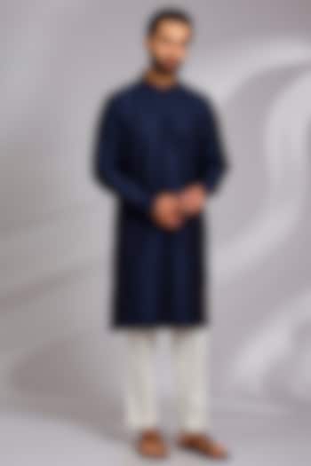 Navy Blue Silk Kurta Set by Countrymade at Pernia's Pop Up Shop