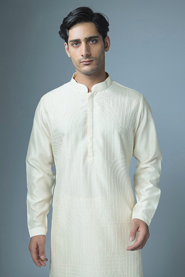 Ivory Chanderi Kurta Set by Countrymade at Pernia's Pop Up Shop