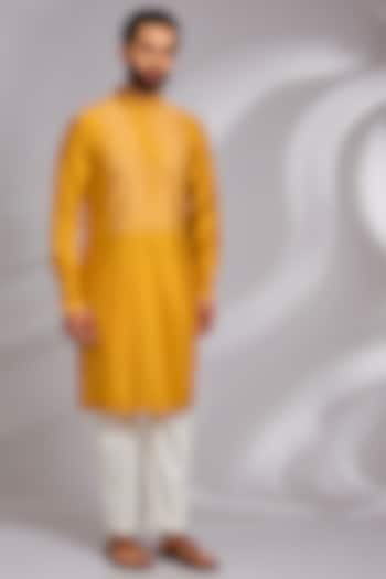 Mustard Silk Kurta Set by Countrymade at Pernia's Pop Up Shop