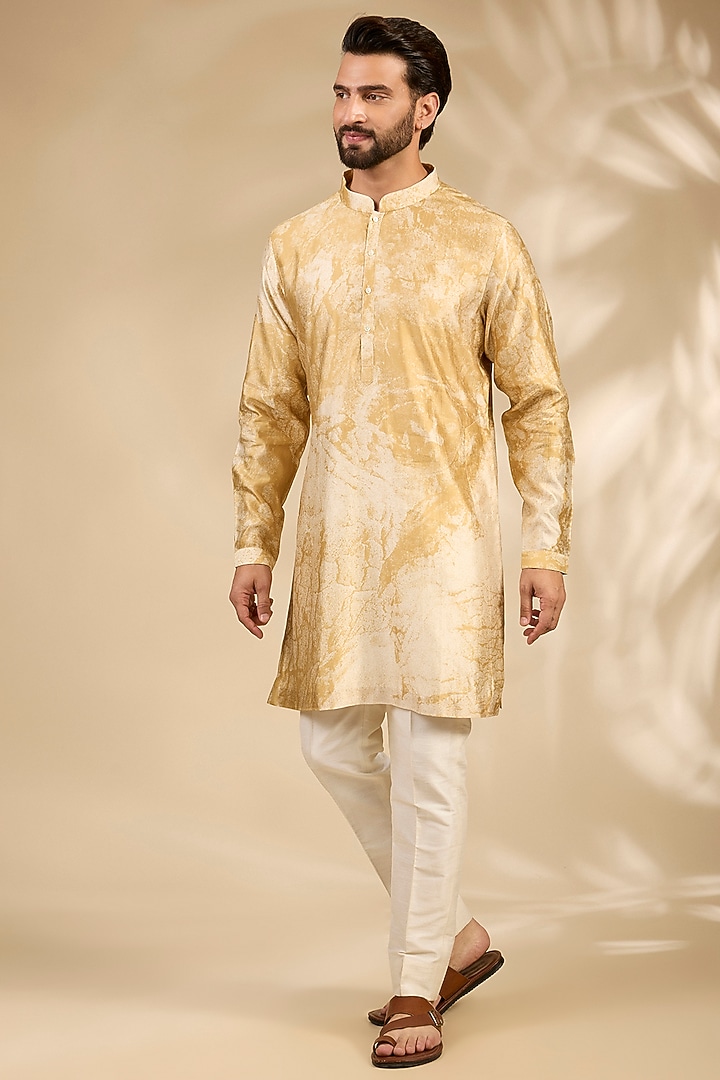 Mustard Silk Printed Kurta by Countrymade at Pernia's Pop Up Shop