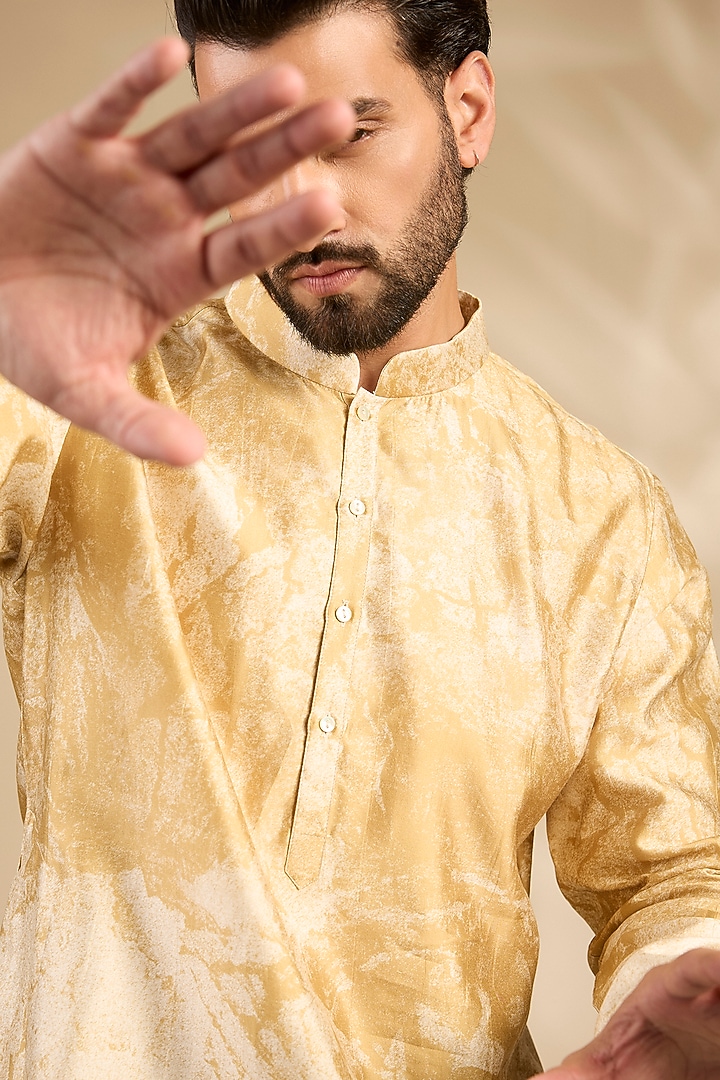 Mustard Silk Printed Kurta by Countrymade at Pernia's Pop Up Shop