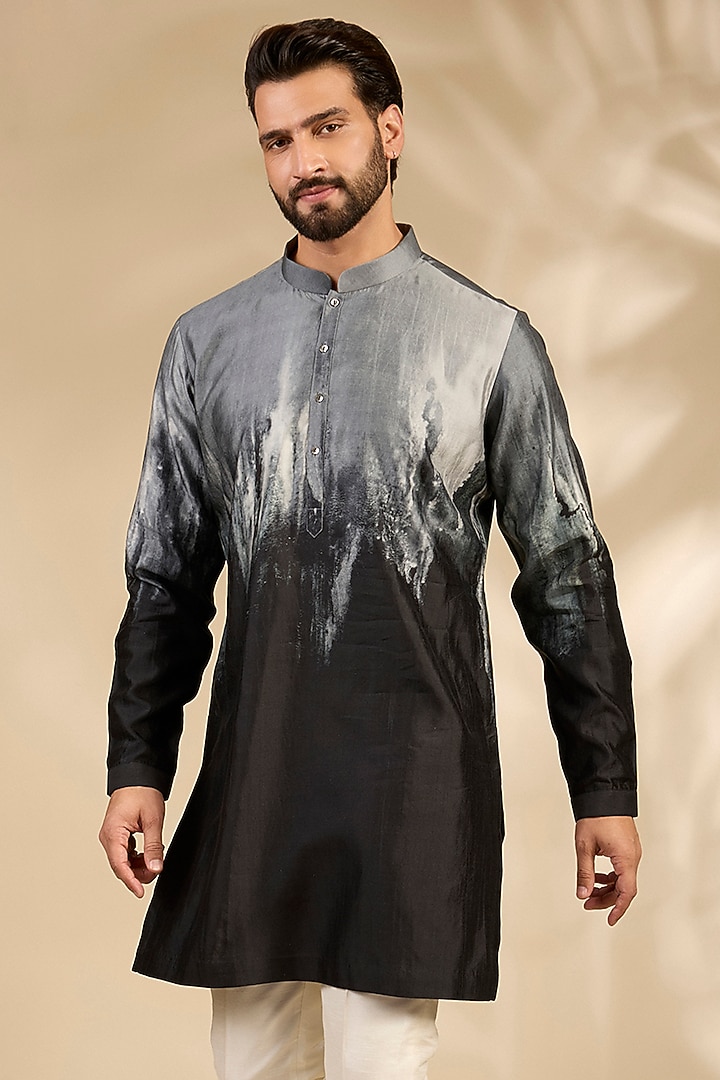 Multi-Colored Silk Printed Kurta by Countrymade at Pernia's Pop Up Shop