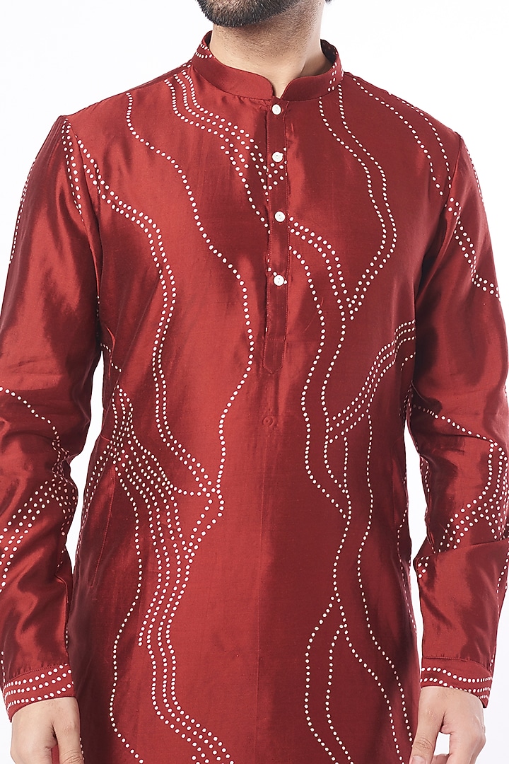 Maroon Silk Printed Kurta Set by Countrymade at Pernia's Pop Up Shop
