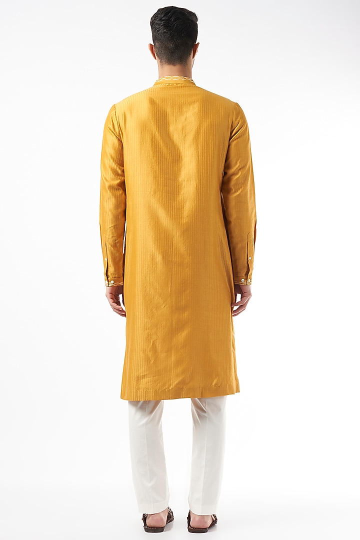 Mustard Chanderi Silk Aari Hand Embroidered Kurta Set by Countrymade at Pernia's Pop Up Shop