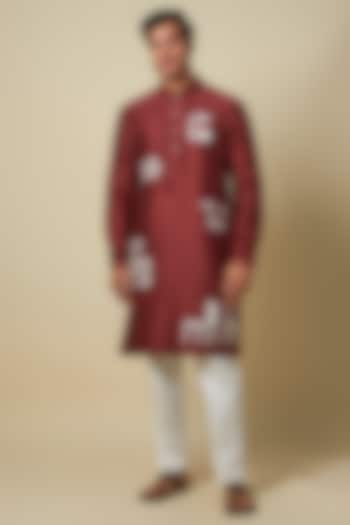 Maroon Cotton Embroidered Kurta Set by Countrymade