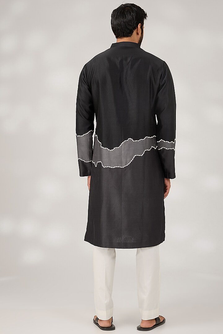 Black Chanderi Embroidered Kurta Set by Countrymade at Pernia's Pop Up Shop