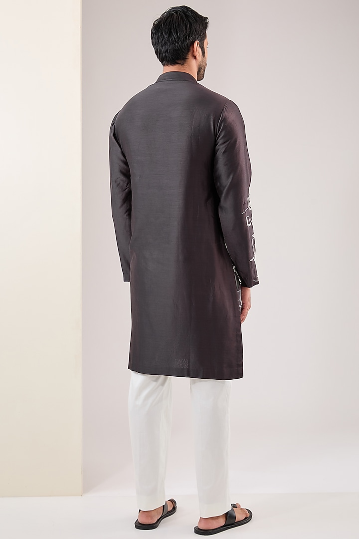 Grey Chanderi Embroidered Kurta Set by Countrymade at Pernia's Pop Up Shop
