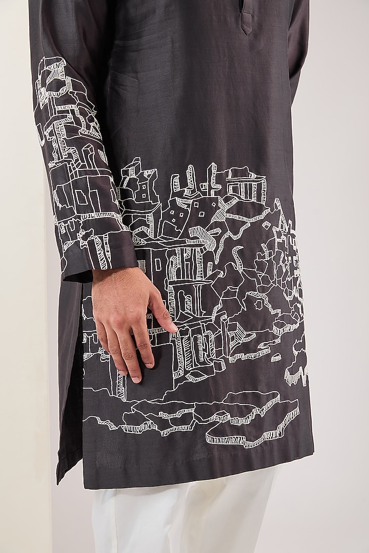 Grey Chanderi Embroidered Kurta Set by Countrymade at Pernia's Pop Up Shop