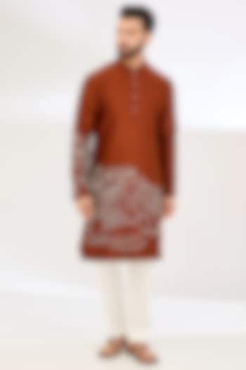 Bright Rust Chanderi Embroidered Kurta Set by Countrymade