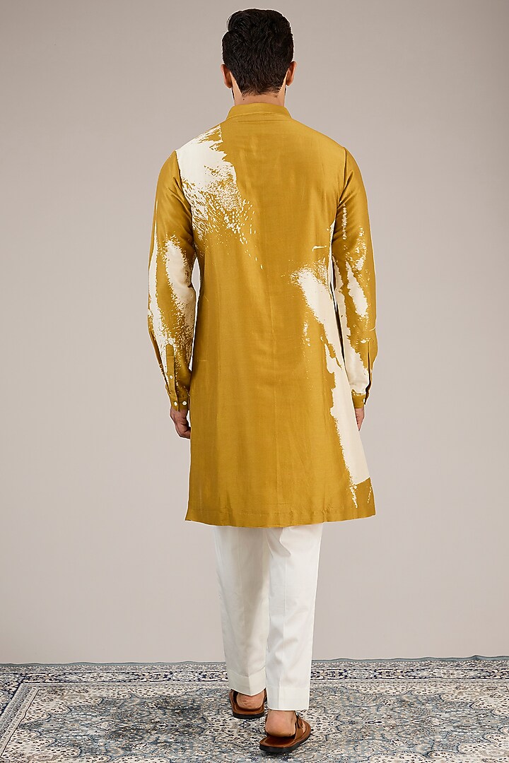 Mustard & White silk Printed Kurta Set by Countrymade at Pernia's Pop Up Shop