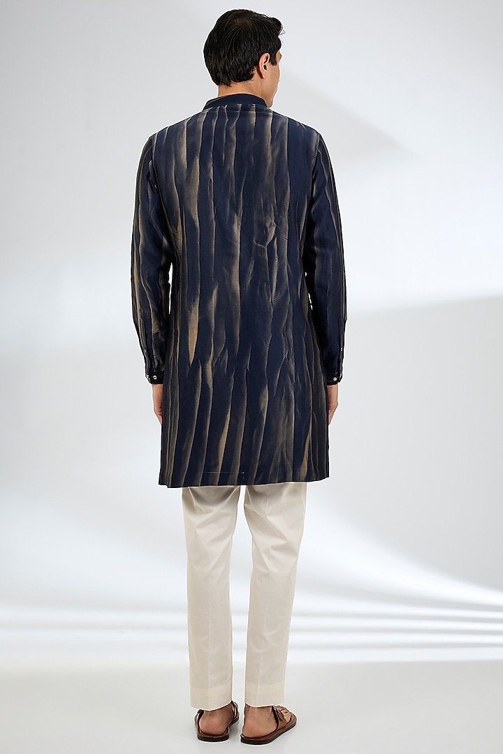 Navy Blue Chanderi Kurta by Countrymade at Pernia's Pop Up Shop