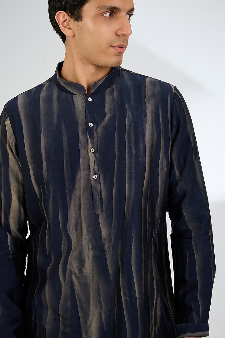 Navy Blue Chanderi Kurta by Countrymade at Pernia's Pop Up Shop