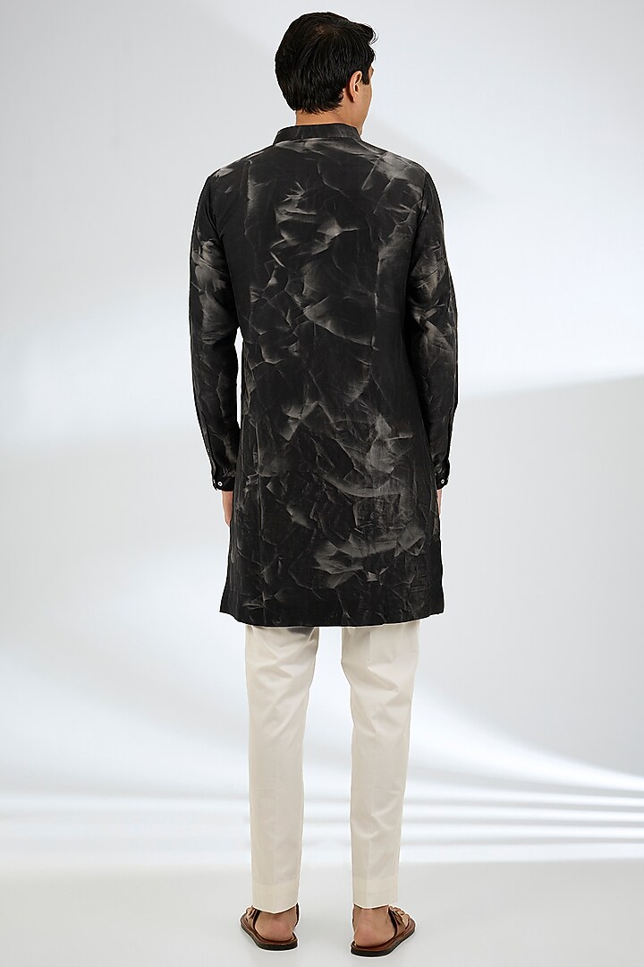 Black & Brown Chanderi Kurta by Countrymade at Pernia's Pop Up Shop