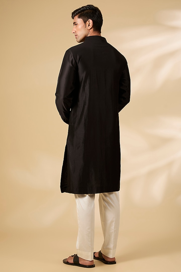 Black Chanderi Kurta Set by Countrymade at Pernia's Pop Up Shop