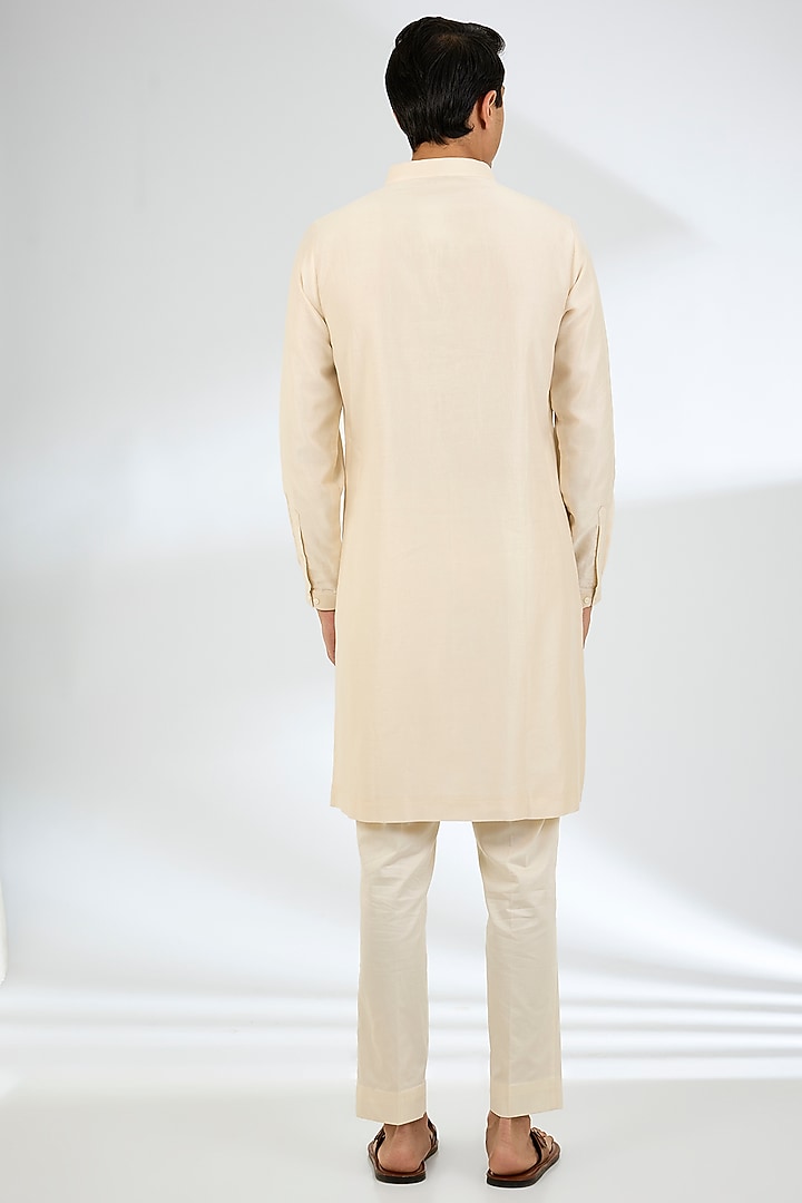 Ivory Chanderi Kurta Set by Countrymade at Pernia's Pop Up Shop