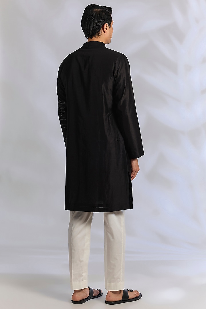 Black & Grey Chanderi Kurta Set by Countrymade at Pernia's Pop Up Shop