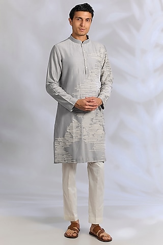 Silver & White Chanderi Kurta Set by Countrymade
