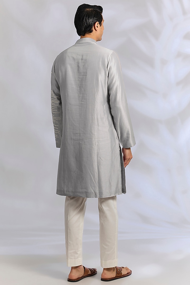 Silver & White Chanderi Kurta Set by Countrymade at Pernia's Pop Up Shop