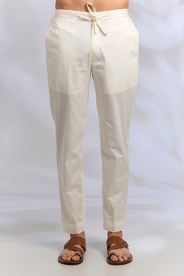 Silver & White Chanderi Kurta Set by Countrymade at Pernia's Pop Up Shop