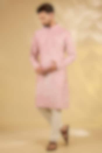 Old Rose & White Chanderi Kurta Set by Countrymade at Pernia's Pop Up Shop