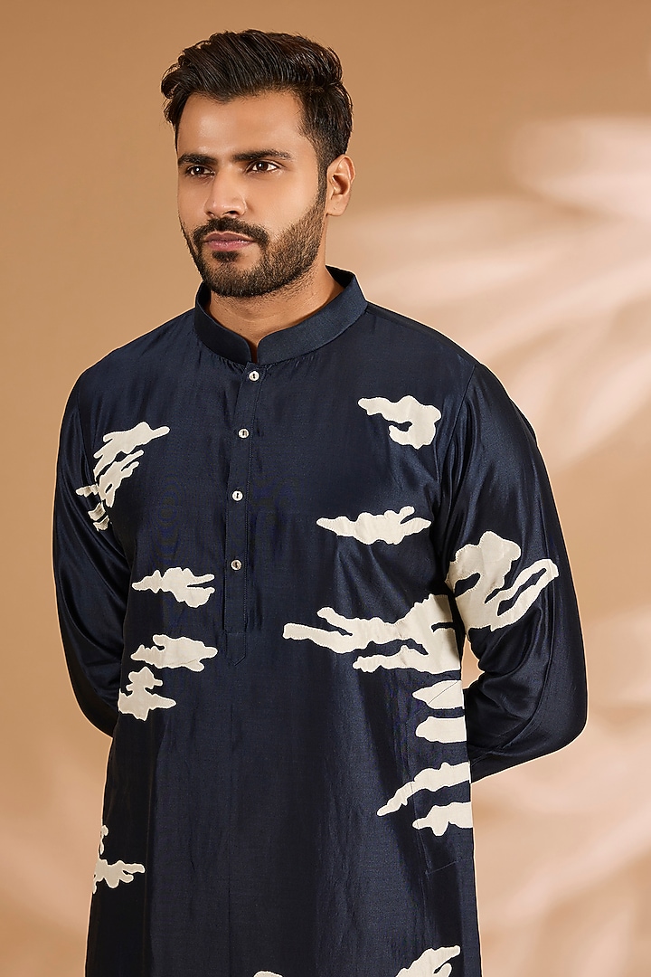 Navy Blue Chanderi Kurta Set by Countrymade at Pernia's Pop Up Shop