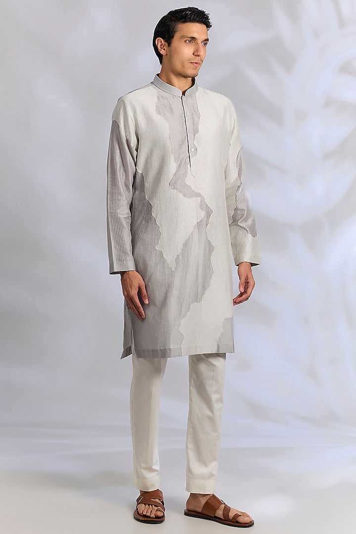 Silver & Ivory Chanderi Kurta Set by Countrymade at Pernia's Pop Up Shop