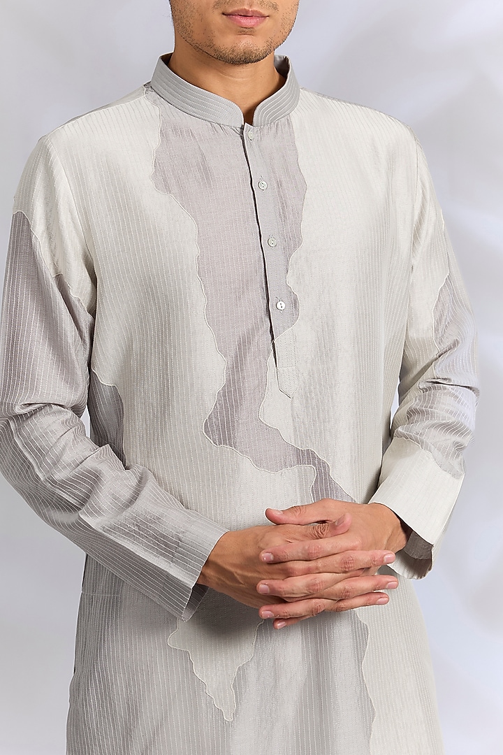 Silver & Ivory Chanderi Kurta Set by Countrymade at Pernia's Pop Up Shop