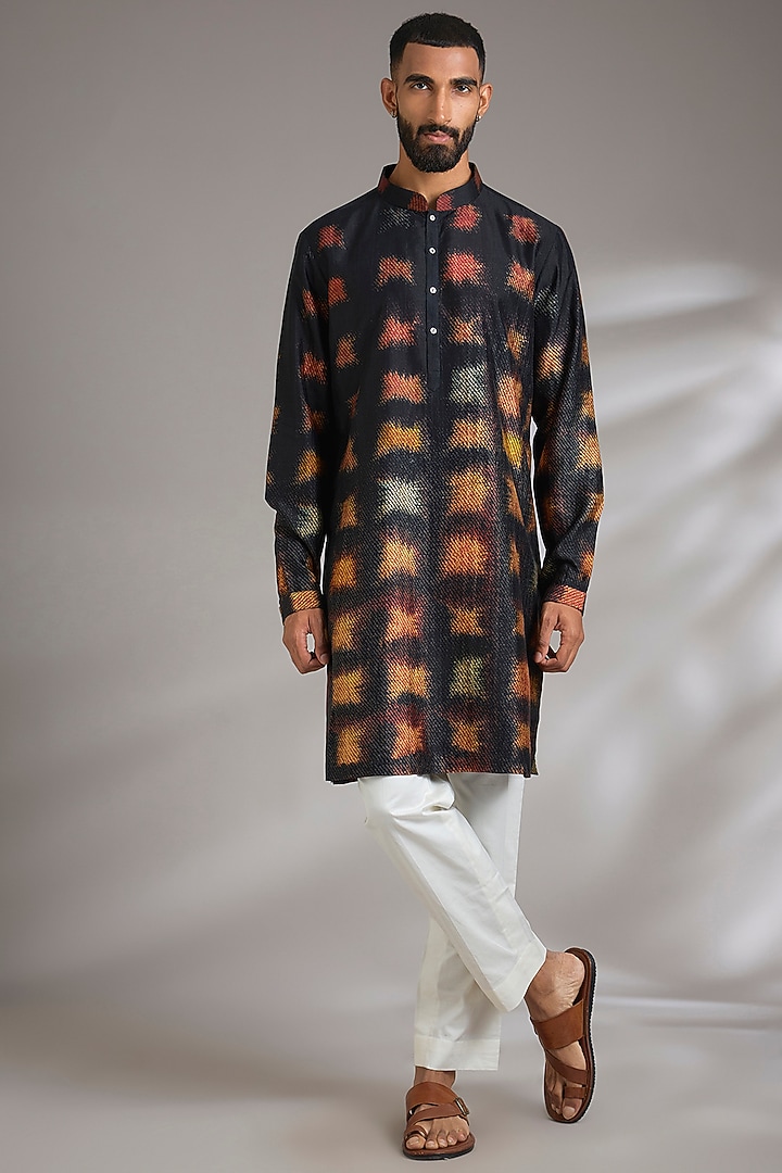 Multi-Colored Spun Silk Printed Kurta by Countrymade at Pernia's Pop Up Shop