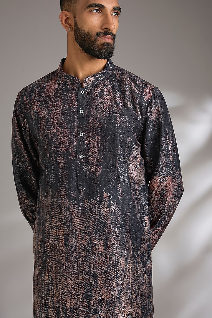 Multi-Colored Spun Silk Printed Kurta by Countrymade at Pernia's Pop Up Shop