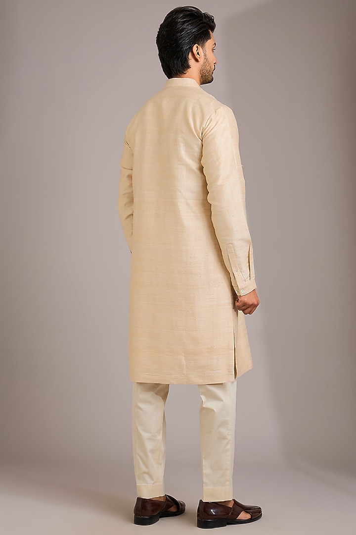 Ivory Silk Kurta Set by Countrymade at Pernia's Pop Up Shop