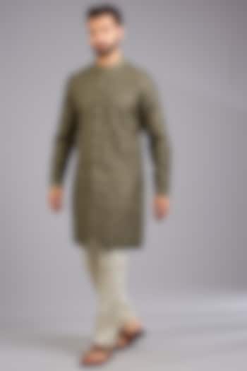 Olive Chanderi Kurta Set by Countrymade at Pernia's Pop Up Shop
