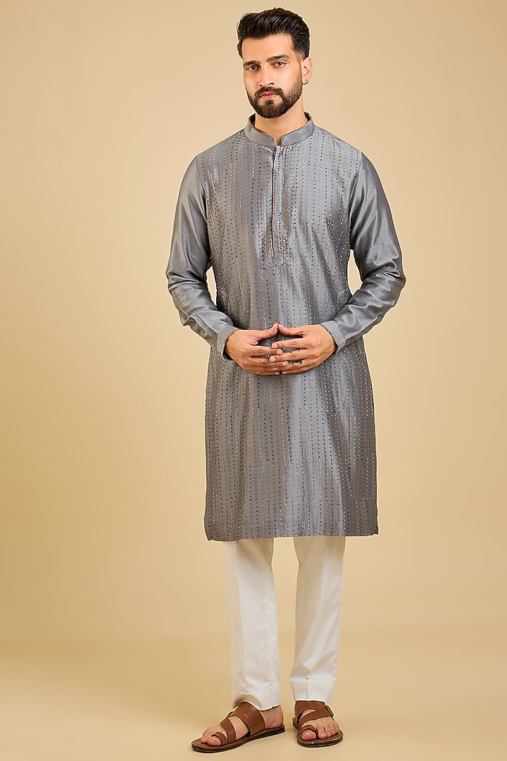 Grey Chanderi Embroidered Kurta Set by Countrymade at Pernia's Pop Up Shop