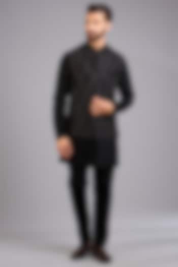 Black Dupion Silk Embroidered Bundi Jacket Set by Countrymade at Pernia's Pop Up Shop