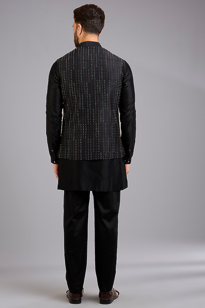 Black Dupion Silk Embroidered Bundi Jacket Set by Countrymade at Pernia's Pop Up Shop