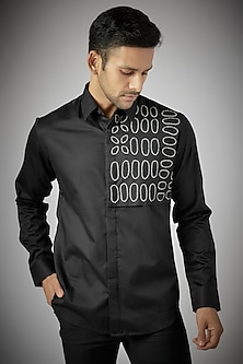 product-color-Black
