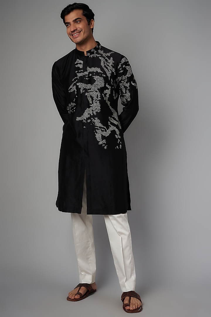 Black Chanderi Silk Hand Embroidered Kurta Set by Countrymade