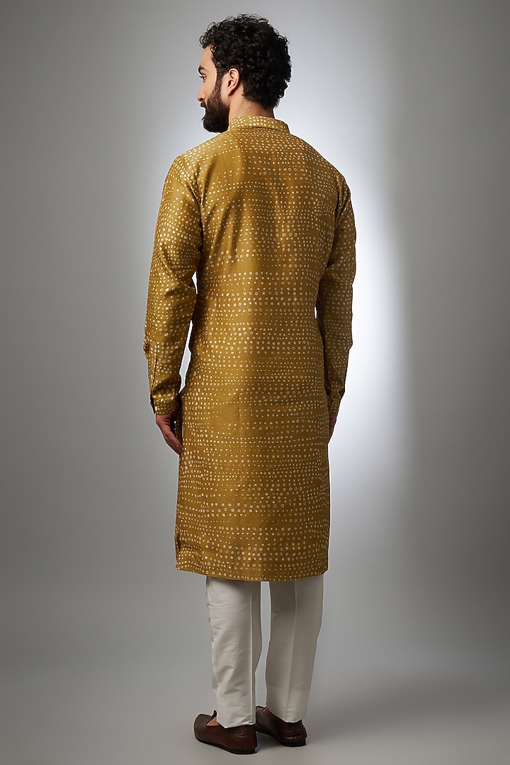 Mustard Pure Silk Bandhani Printed Kurta by Countrymade at Pernia's Pop Up Shop