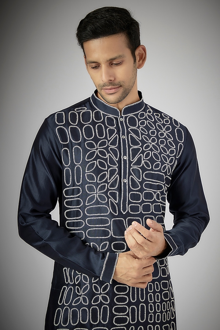 Navy Blue Cotton Silk Hand Embroidered Kurta Set by Countrymade at Pernia's Pop Up Shop