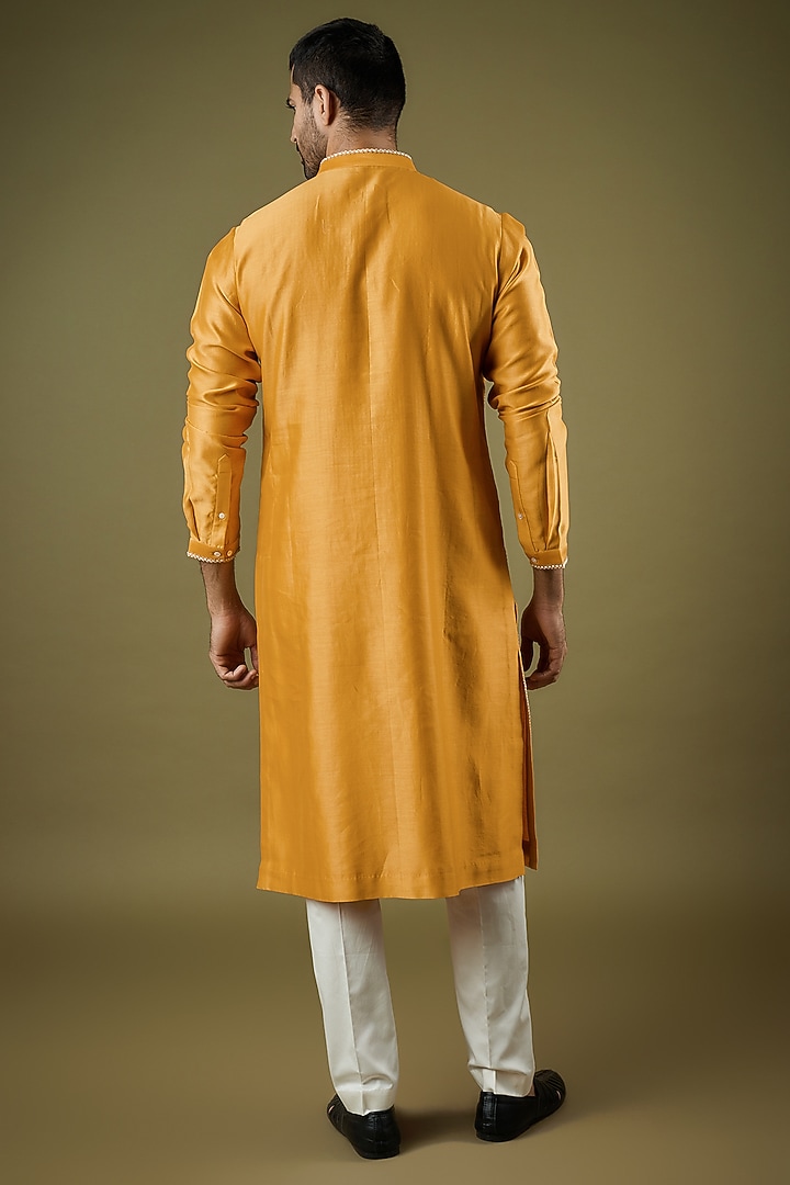 Mustard Chanderi Embroidered Kurta Set
by Countrymade at Pernia's Pop Up Shop