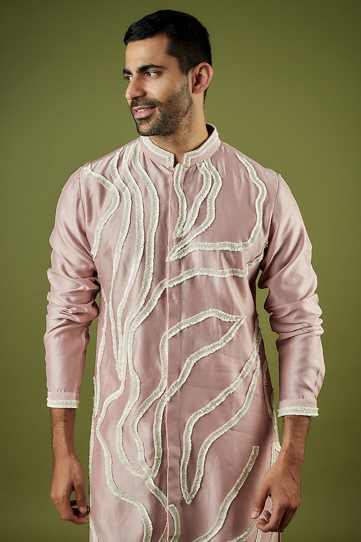 Pink Chanderi Hand Embroidered Kurta Set by Countrymade at Pernia's Pop Up Shop