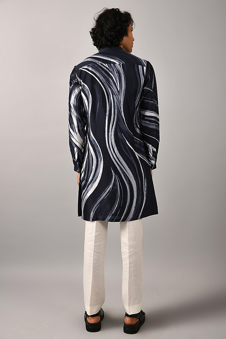 Navy Silk Printed Kurta by Countrymade at Pernia's Pop Up Shop