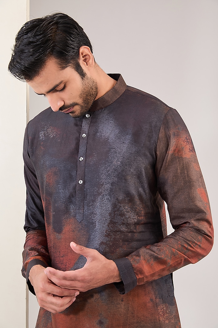 Rust Chanderi Kurta by Countrymade at Pernia's Pop Up Shop