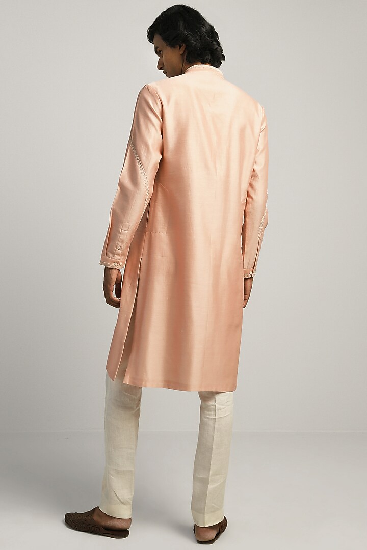 Dusty Pink Chanderi Hand Embroidered Kurta Set by Countrymade at Pernia's Pop Up Shop