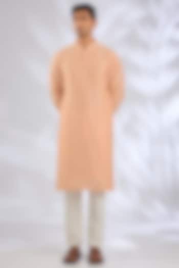 Peach Chanderi Kurta Set by Countrymade at Pernia's Pop Up Shop