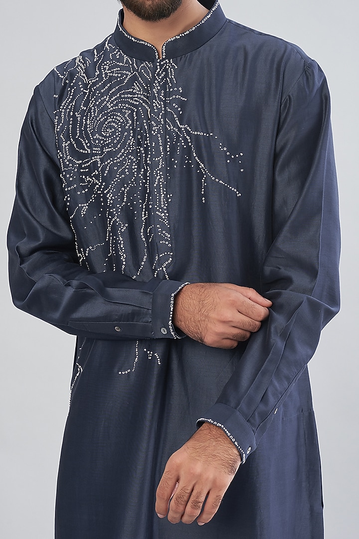 Midnight Blue Chanderi Embroidered Kurta Set by Countrymade at Pernia's Pop Up Shop