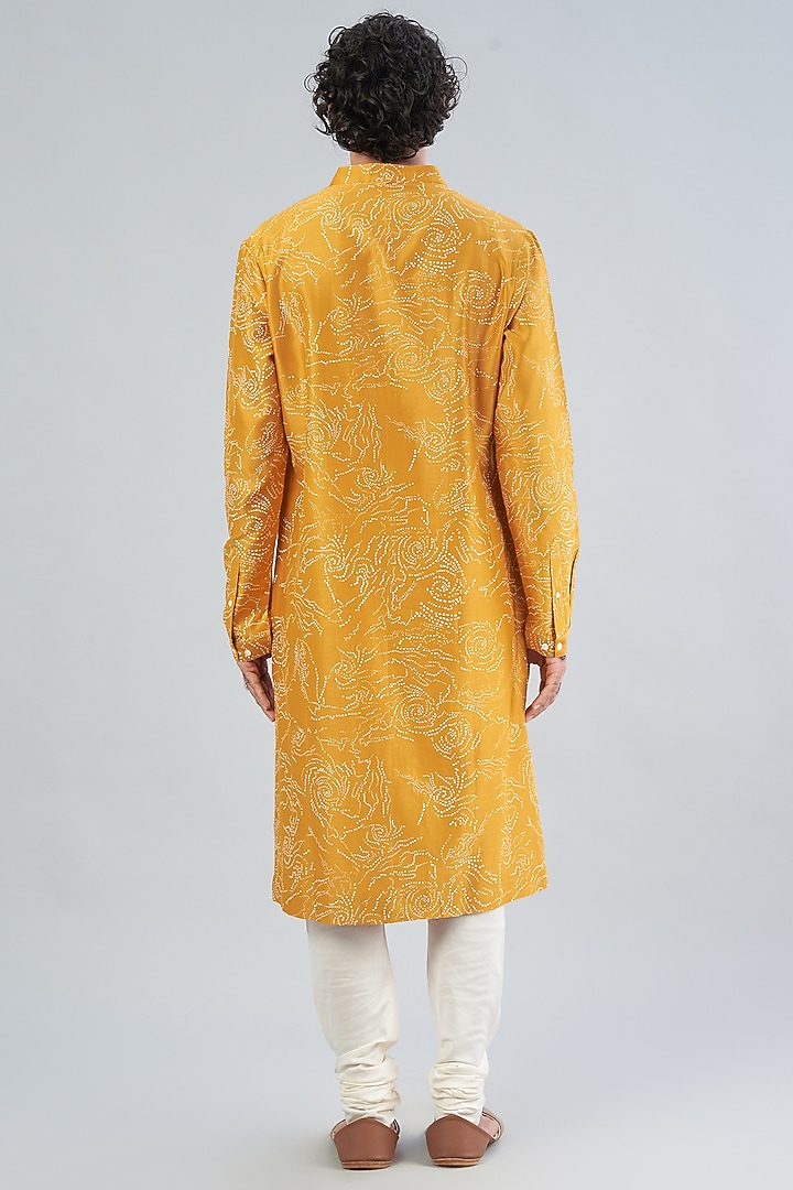 Mustard Chanderi Printed Kurta Set by Countrymade at Pernia's Pop Up Shop