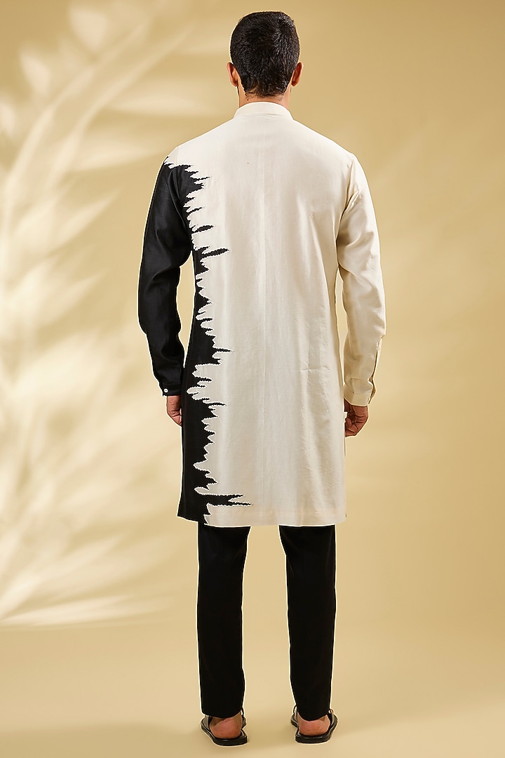 Ivory & Black Chanderi Embroidered Kurta Set by Countrymade at Pernia's Pop Up Shop